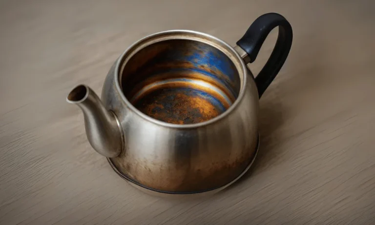 Como Limpar Queimado Dentro da Chaleira de Inox: Soluções Simples para Restaurar Seu Utensílio de Cozinha”